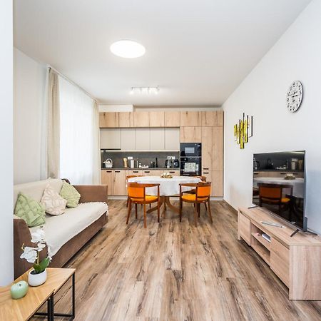 Apartamento Perla Hradce 103 Hradec Králové Exterior foto