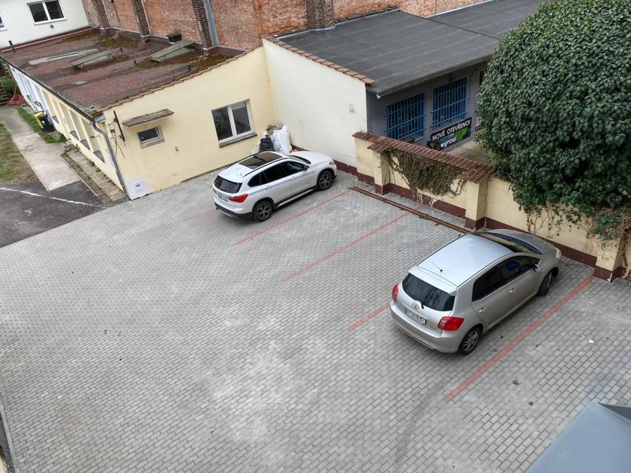 Apartamento Perla Hradce 103 Hradec Králové Exterior foto