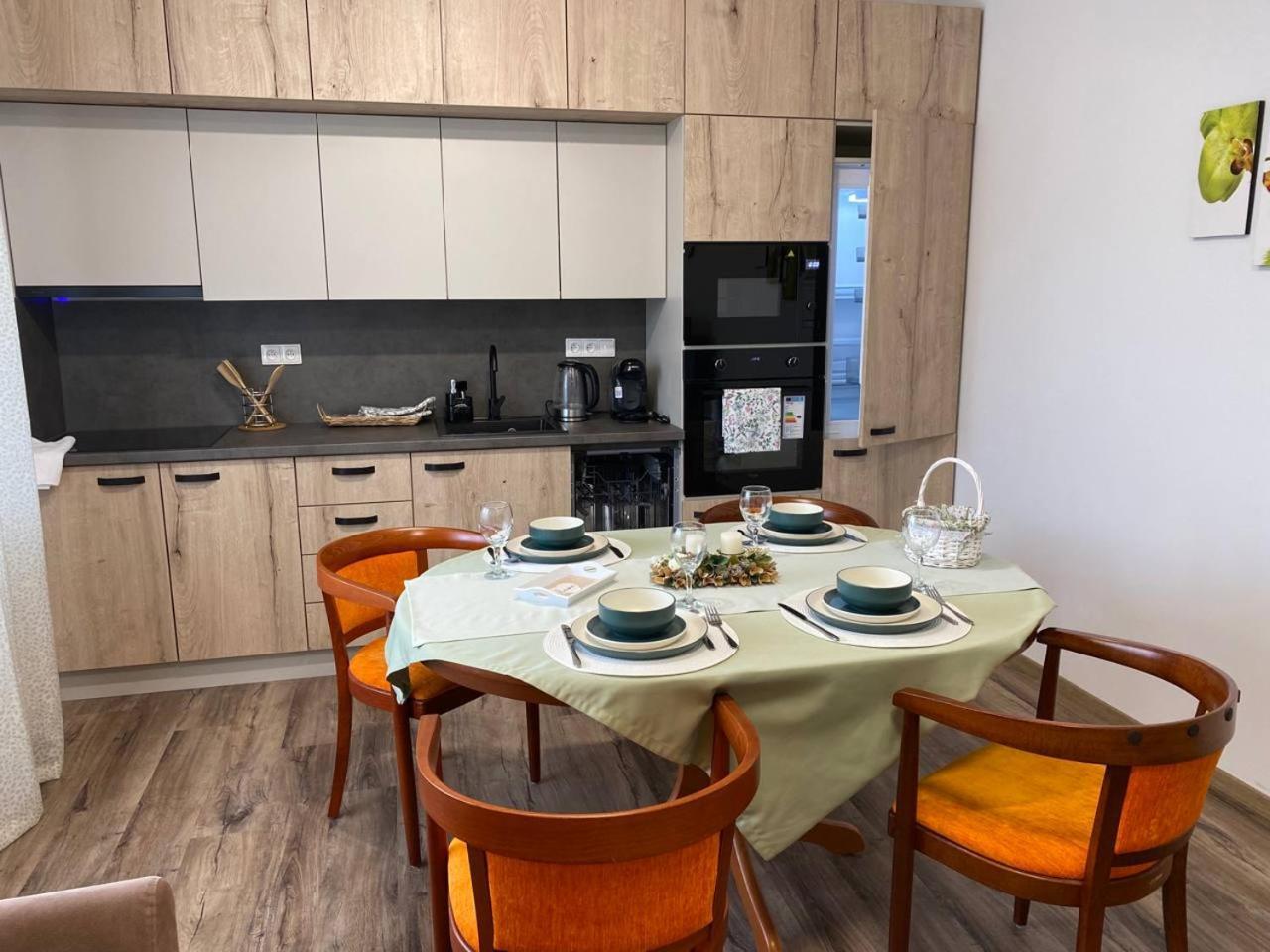 Apartamento Perla Hradce 103 Hradec Králové Exterior foto