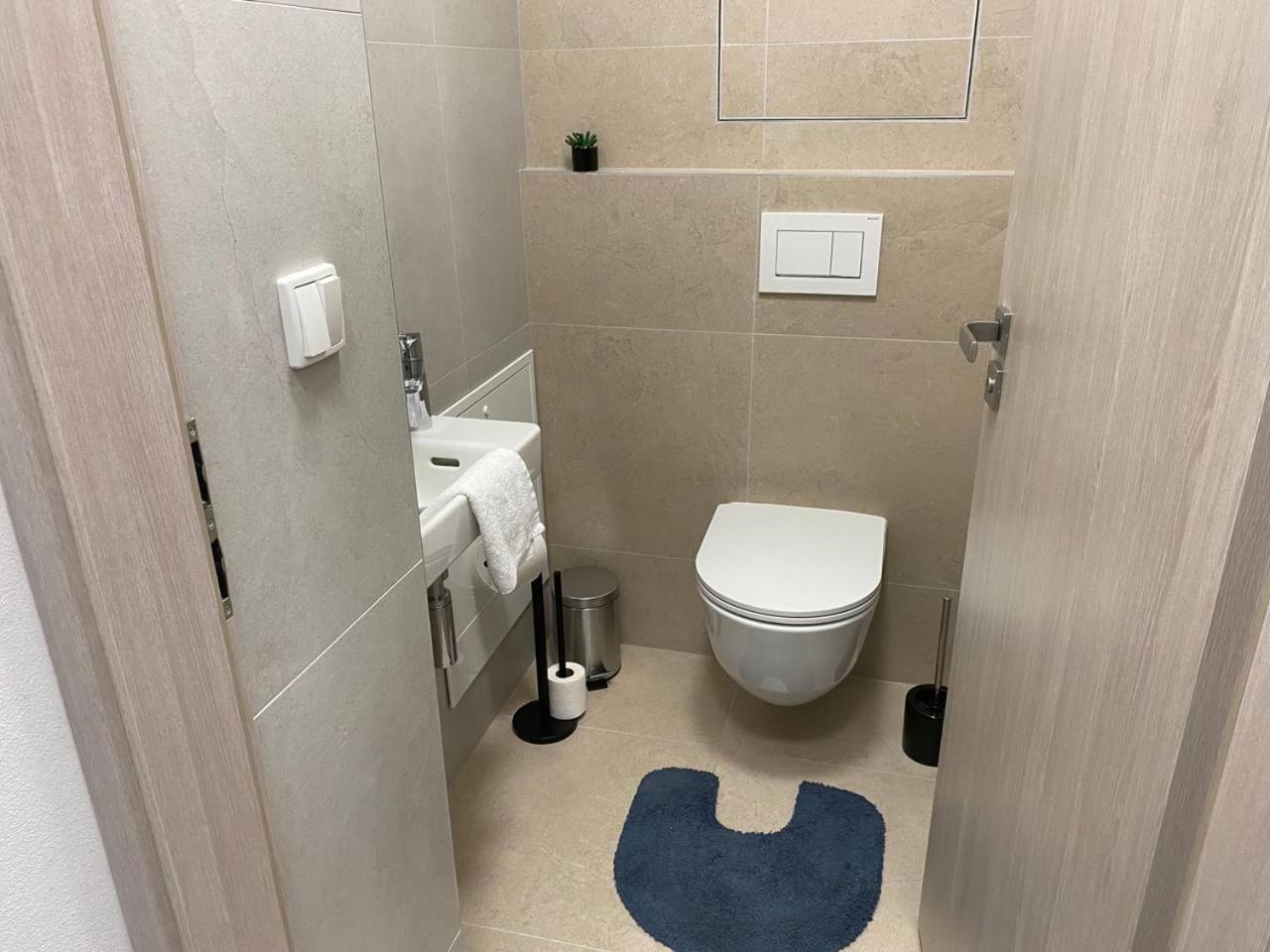 Apartamento Perla Hradce 103 Hradec Králové Exterior foto