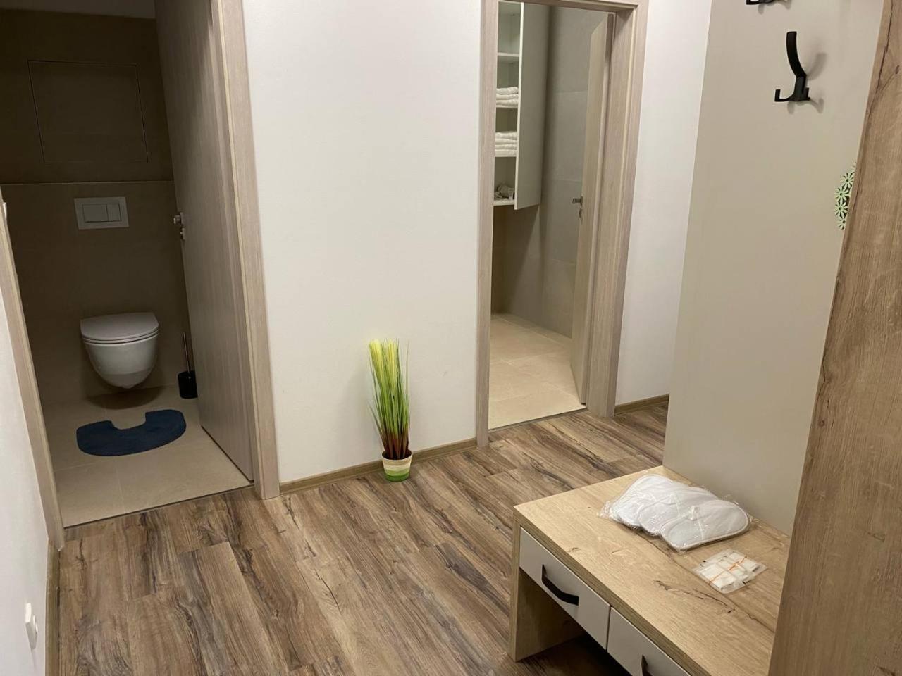 Apartamento Perla Hradce 103 Hradec Králové Exterior foto