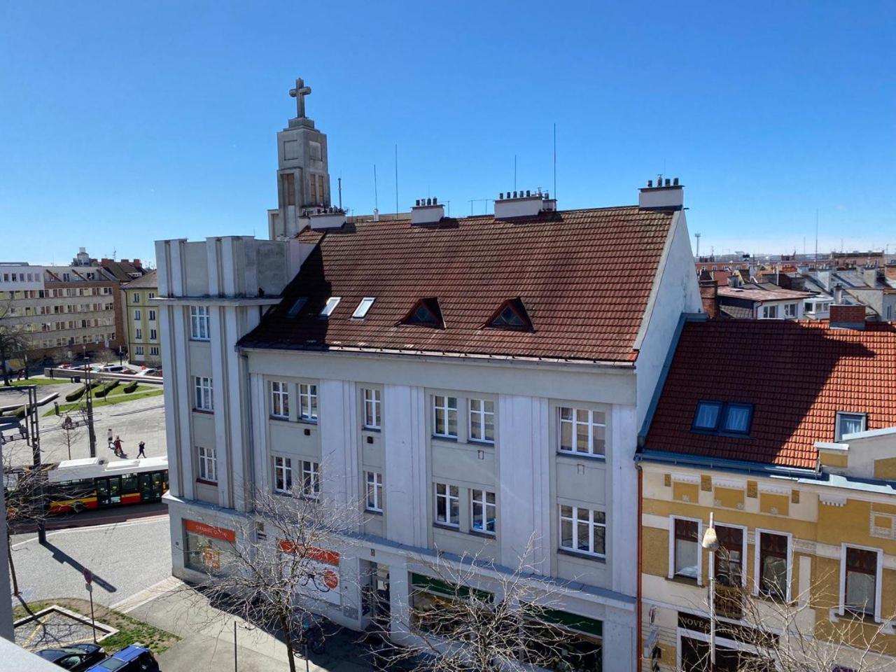 Apartamento Perla Hradce 103 Hradec Králové Exterior foto