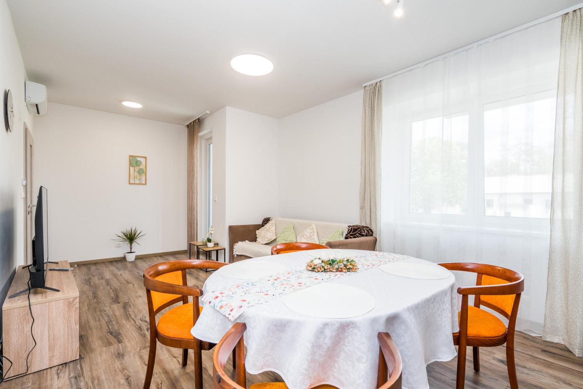 Apartamento Perla Hradce 103 Hradec Králové Exterior foto