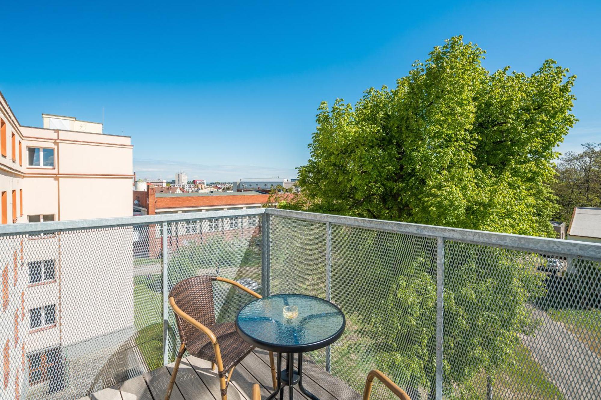 Apartamento Perla Hradce 103 Hradec Králové Exterior foto