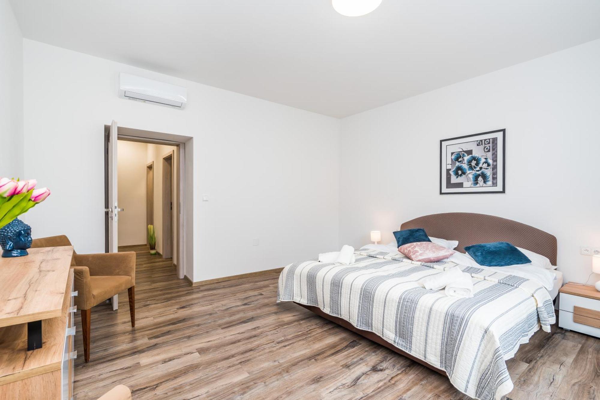Apartamento Perla Hradce 103 Hradec Králové Exterior foto